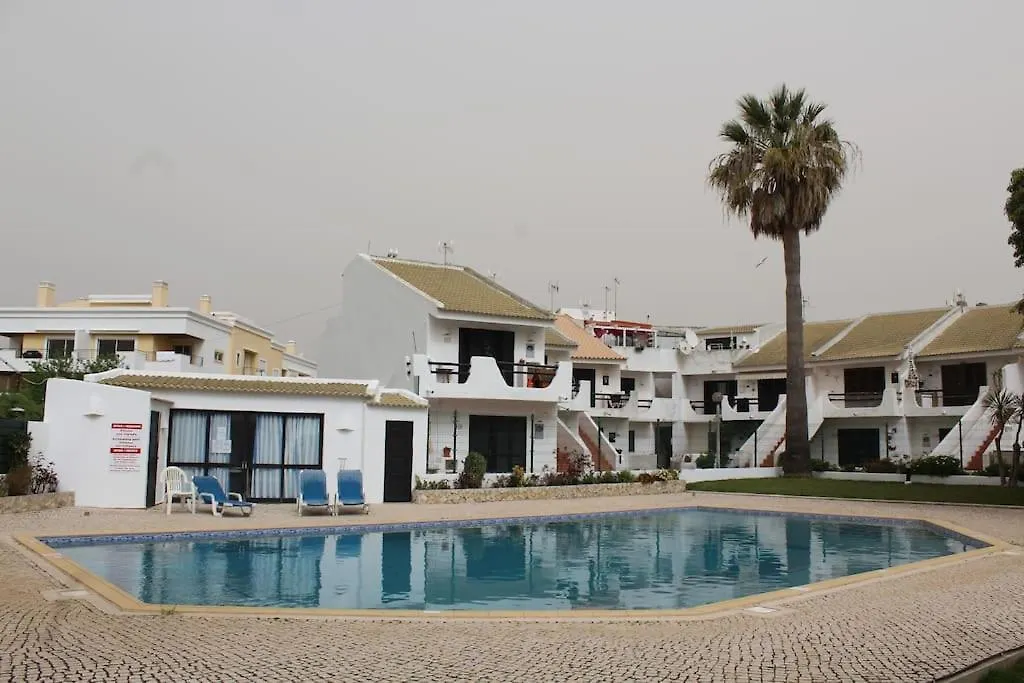 Nice Studio, Large Terrace & Beautiful Pool Lagos 0*,