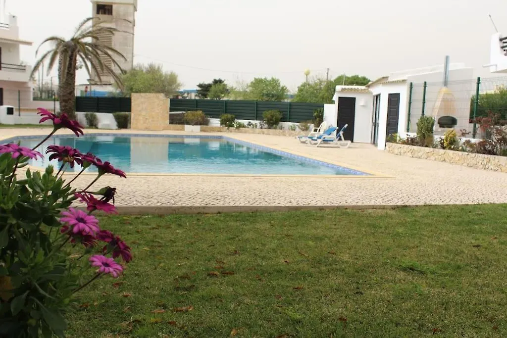 Nice Studio, Large Terrace & Beautiful Pool Lagos 0*,  Portugal